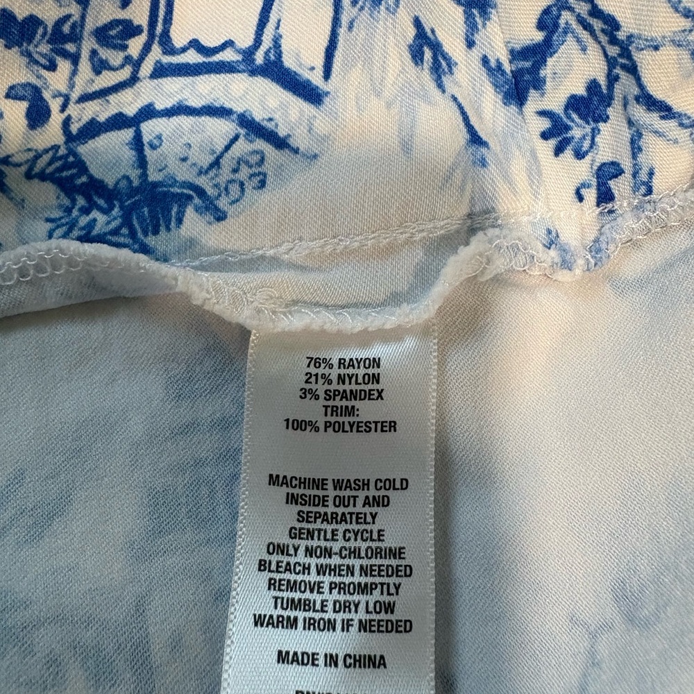 Crown & Ivy Blue and White Mini Skirt - Picture 4 of 5